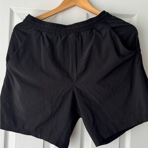 Lululemon | Liner-less Pace breaker Shorts | Size M